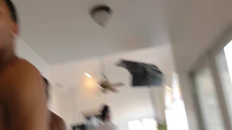 La partouze comme dans la piscine