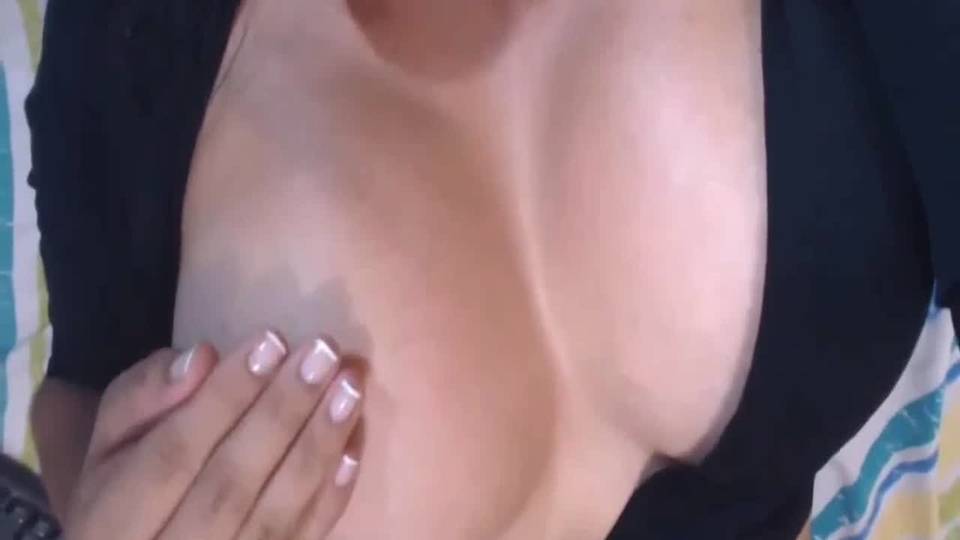 Une allumeuse très coquine...